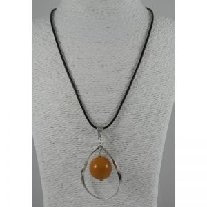 Pendentif alliage et perle de tagua