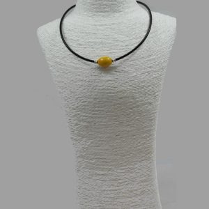 Collier cuir et perles de tagua