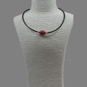 Collier cuir et perles de tagua