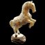 Cheval taillé dans la graine de tagua