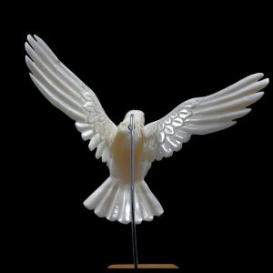 Grand aigle Royal taillé dans la graine de tagua