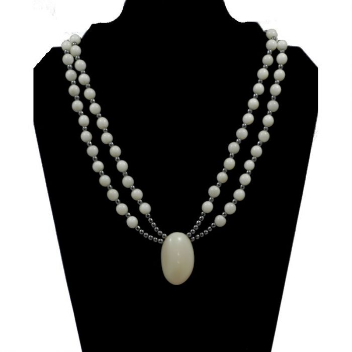 Collier perles de tagua et Hématite