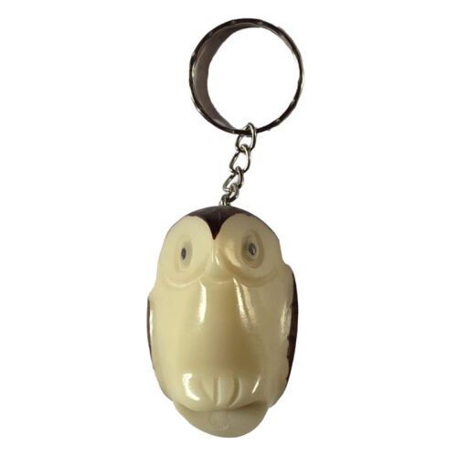 Porte clés chouette en tagua avec écorce