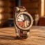 Montre homme en bois avec cadran quadrants multicolores et bracelet en bois coloré